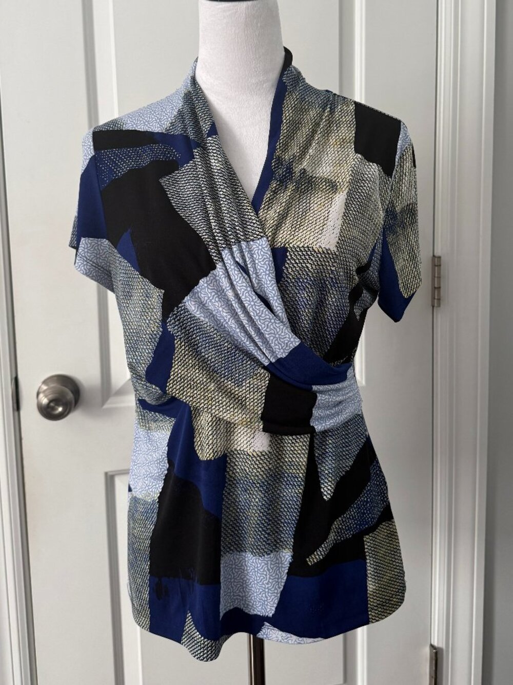 DKNY Abstract Print Faux Wrap Short Sleeve Top Petite Large Blue Black